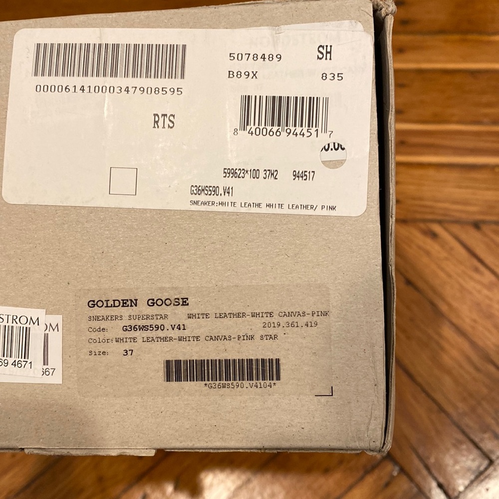 Golden Goose Superstar Sneakers